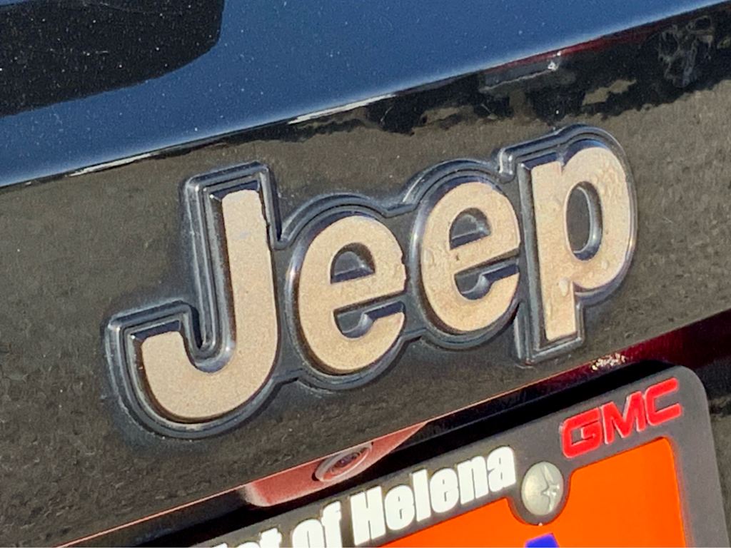 Thumbnail: 2018 Jeep Renegade - 32