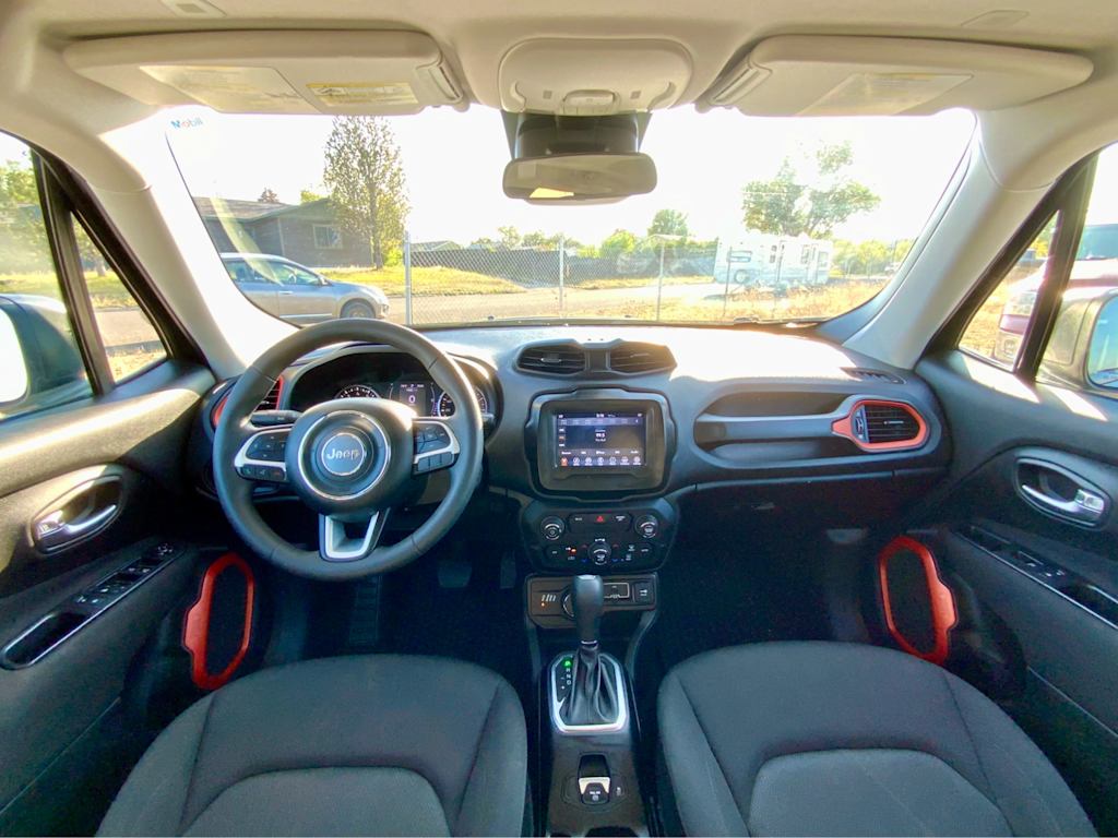 Thumbnail: 2018 Jeep Renegade - 3