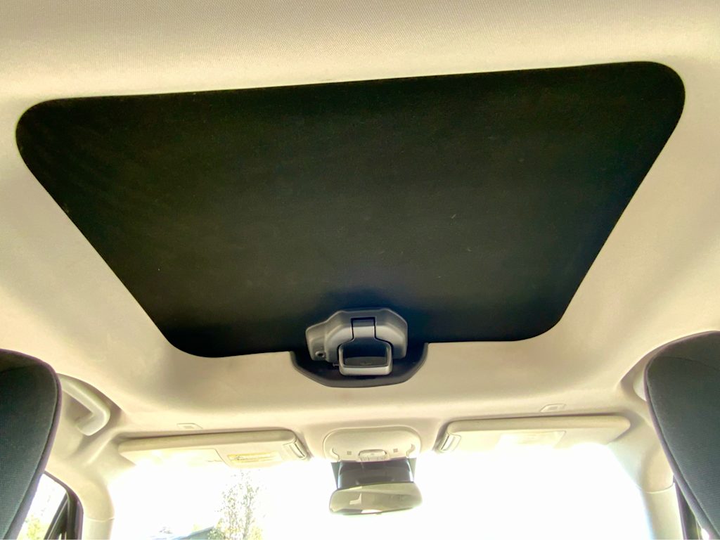 Thumbnail: 2018 Jeep Renegade - 46