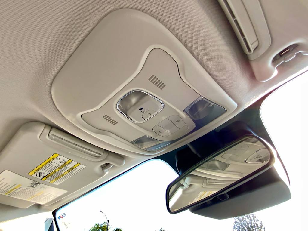 Thumbnail: 2018 Jeep Renegade - 45