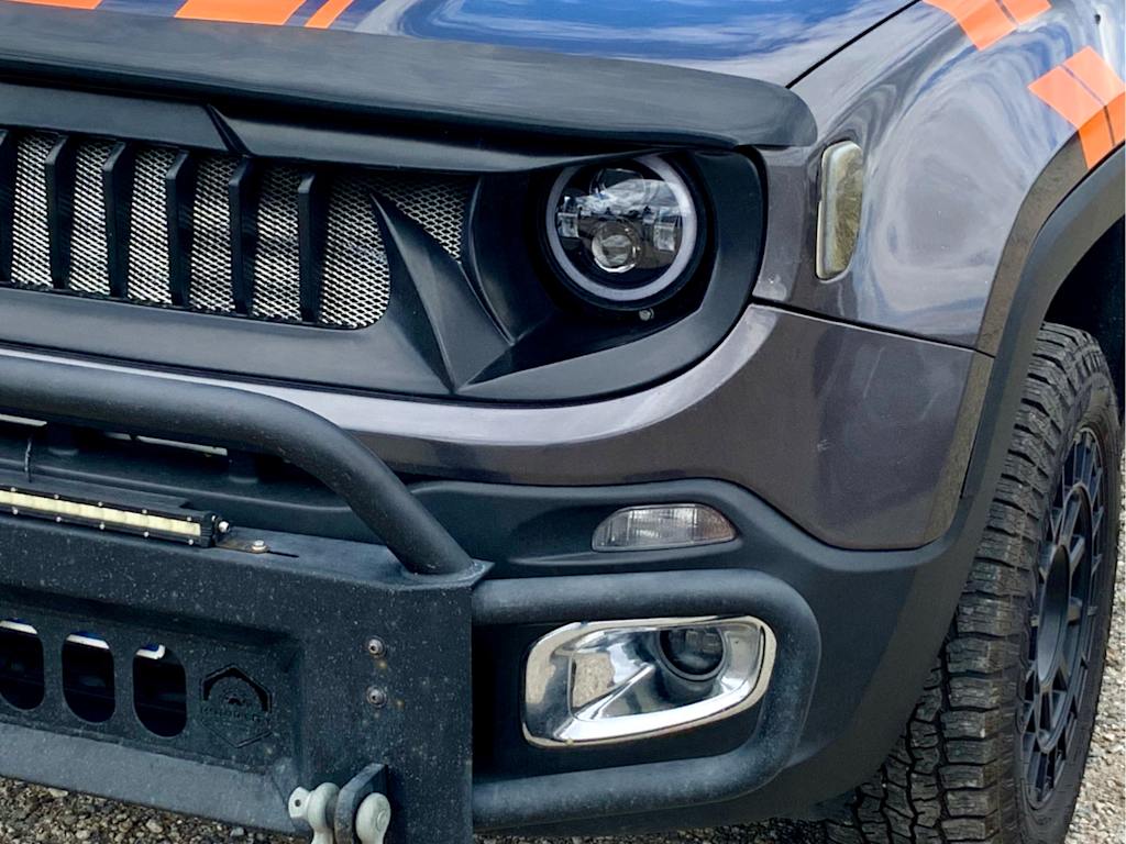 Thumbnail: 2017 Jeep Renegade - 23
