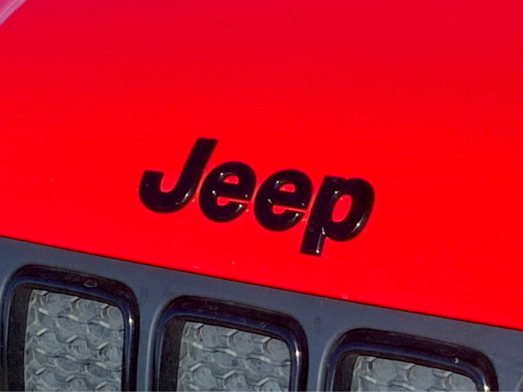 Thumbnail: 2019 Jeep Renegade - 7