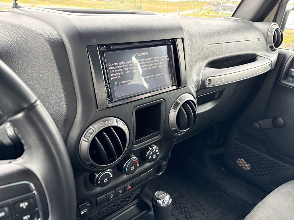 Thumbnail: 2018 Jeep Wrangler - 12