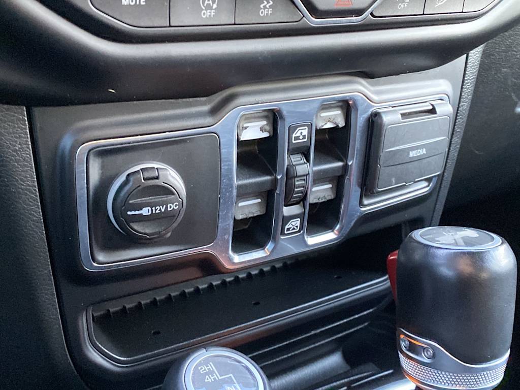 Thumbnail: 2021 Jeep Wrangler - 26