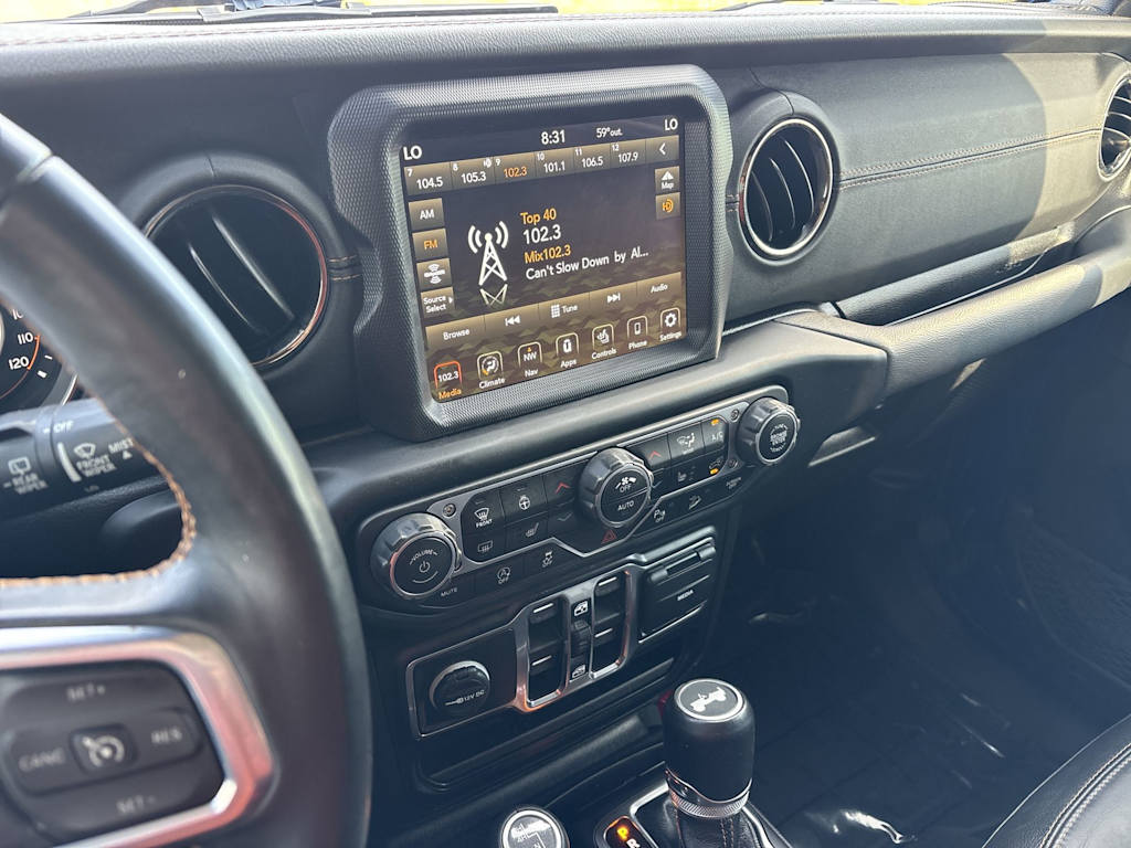 Thumbnail: 2020 Jeep Wrangler - 12