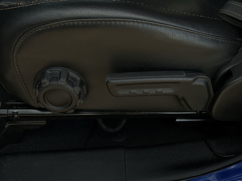 Thumbnail: 2020 Jeep Wrangler - 27