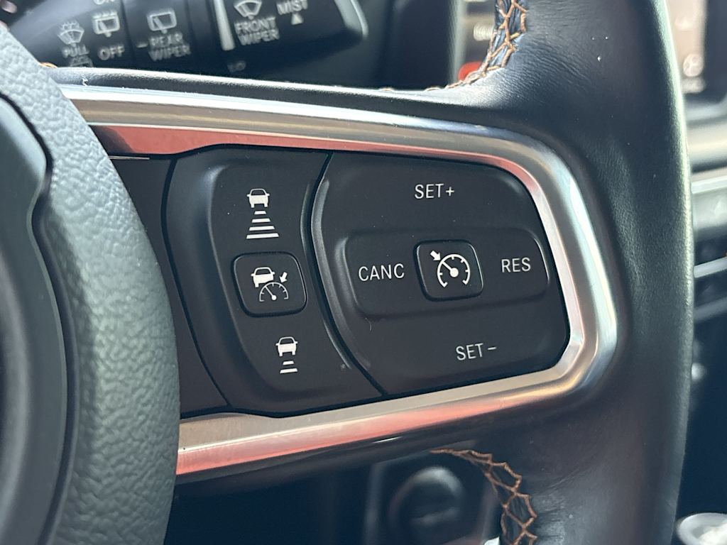 Thumbnail: 2020 Jeep Wrangler - 34