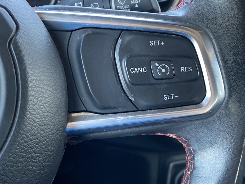 Thumbnail: 2019 Jeep Wrangler - 21