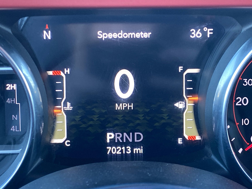 Thumbnail: 2019 Jeep Wrangler - 14
