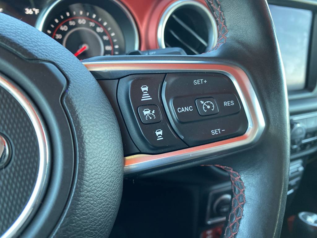 Thumbnail: 2019 Jeep Wrangler - 32