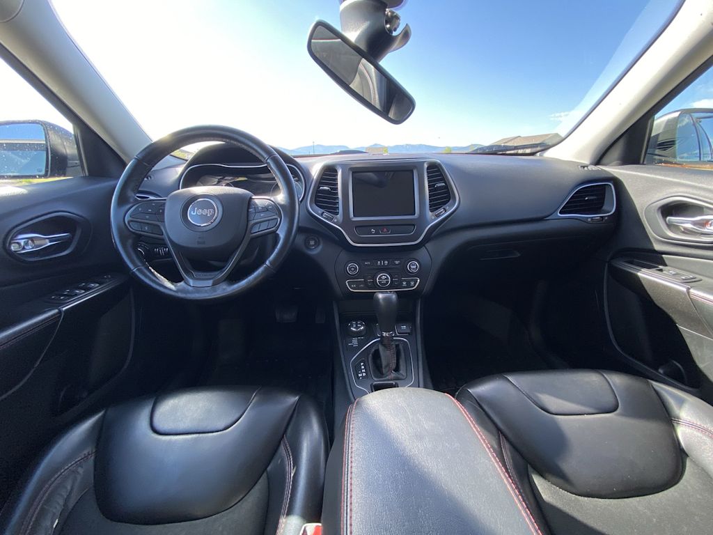 Thumbnail: 2019 Jeep Cherokee - 2