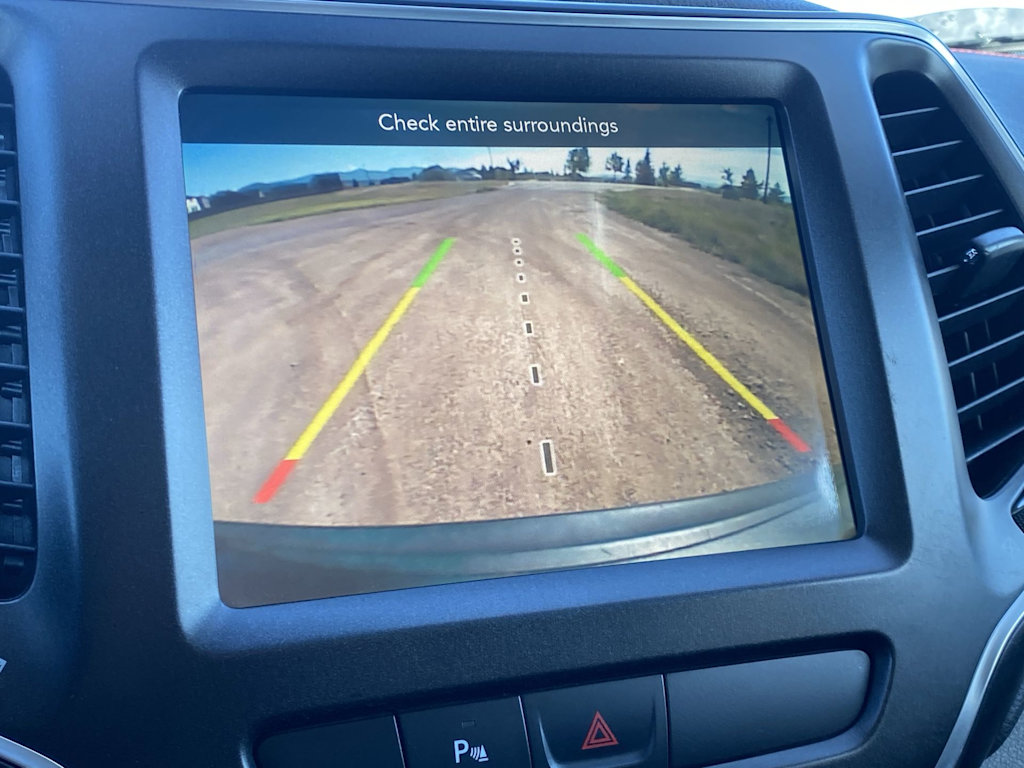 Thumbnail: 2019 Jeep Cherokee - 33