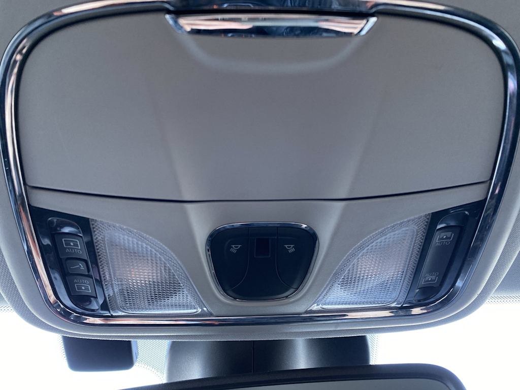 Thumbnail: 2022 Jeep Cherokee - 29