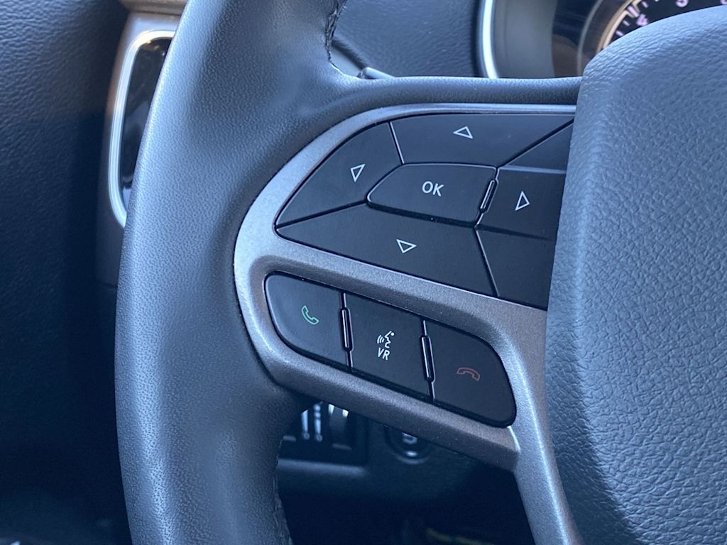 Thumbnail: 2022 Jeep Cherokee - 32