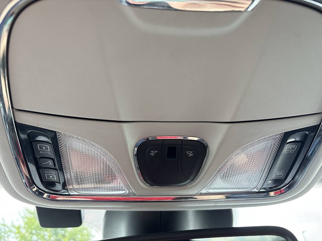 Thumbnail: 2022 Jeep Cherokee - 30