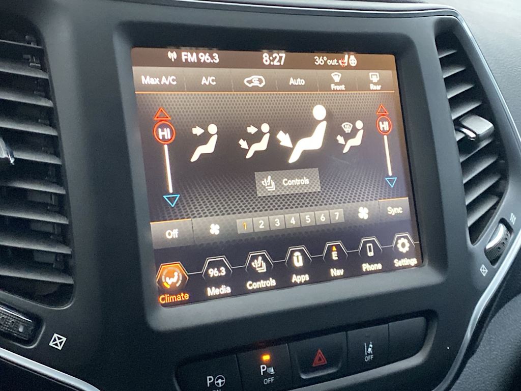 Thumbnail: 2023 Jeep Cherokee - 27