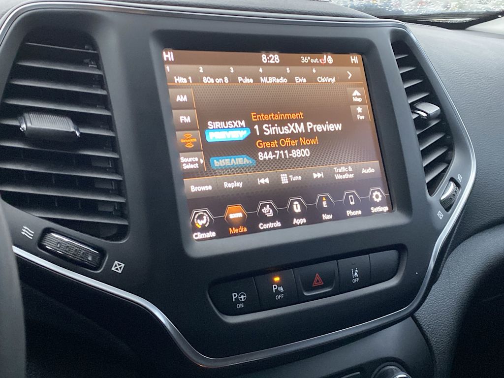 Thumbnail: 2023 Jeep Cherokee - 29