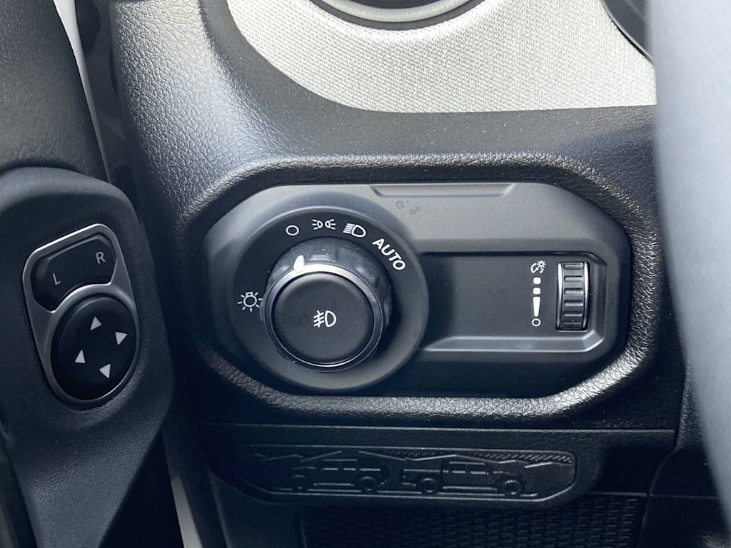 Thumbnail: 2026 Jeep Wrangler - 27