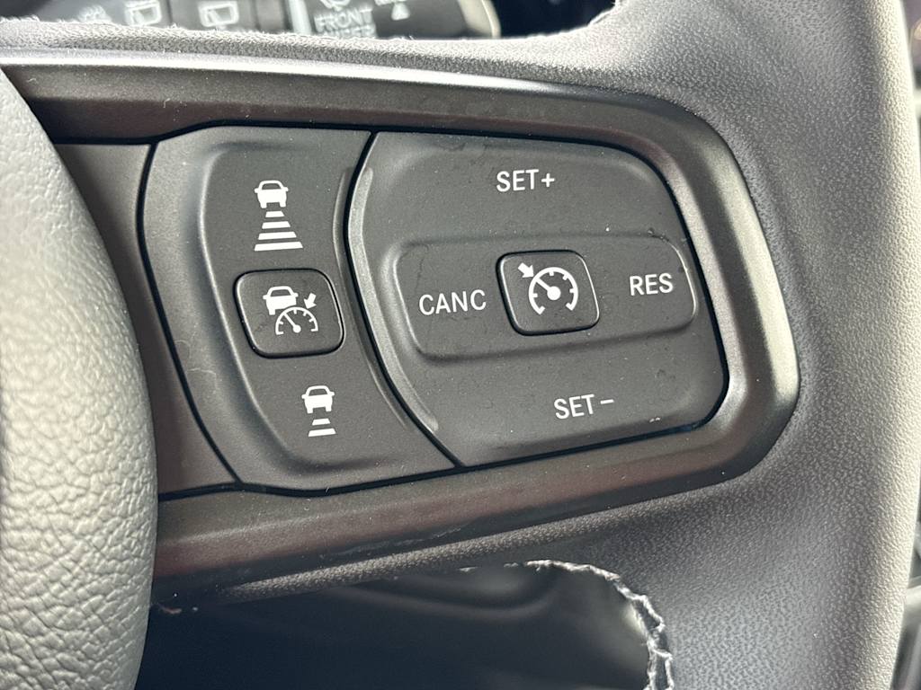 Thumbnail: 2026 Jeep Wrangler - 33