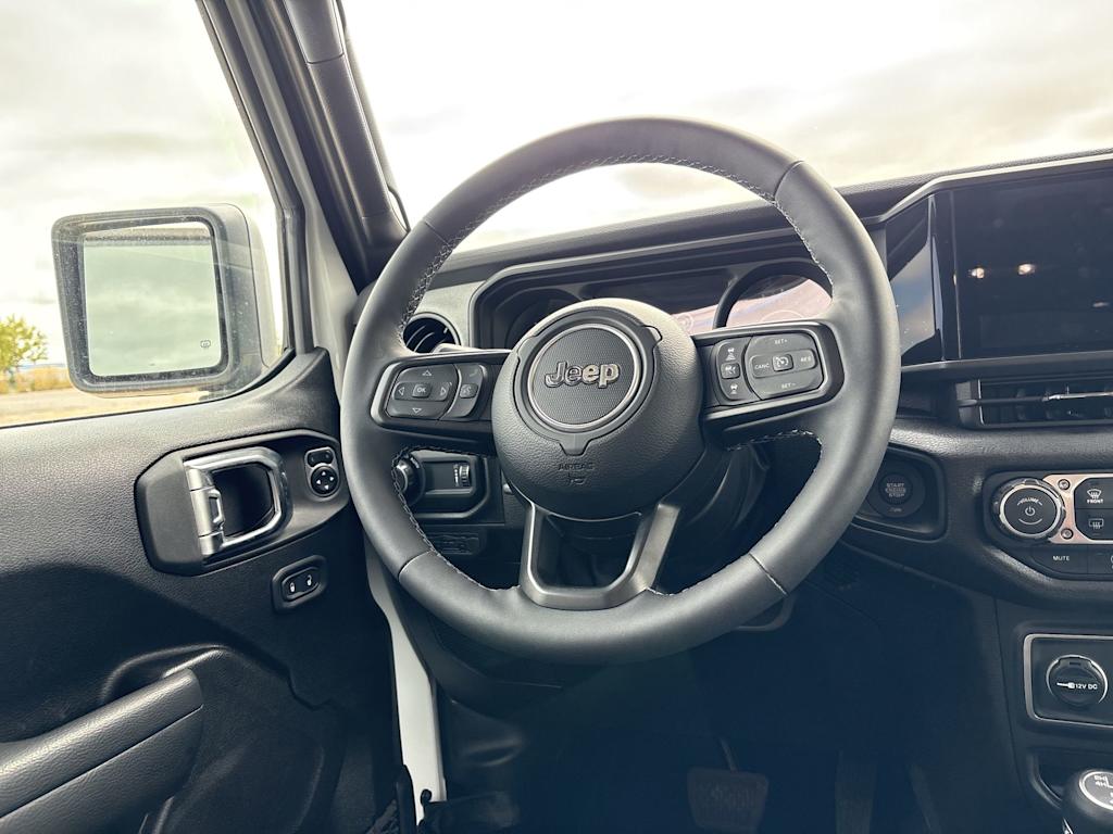 Thumbnail: 2026 Jeep Wrangler - 8