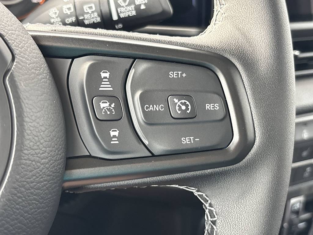 Thumbnail: 2026 Jeep Wrangler - 34