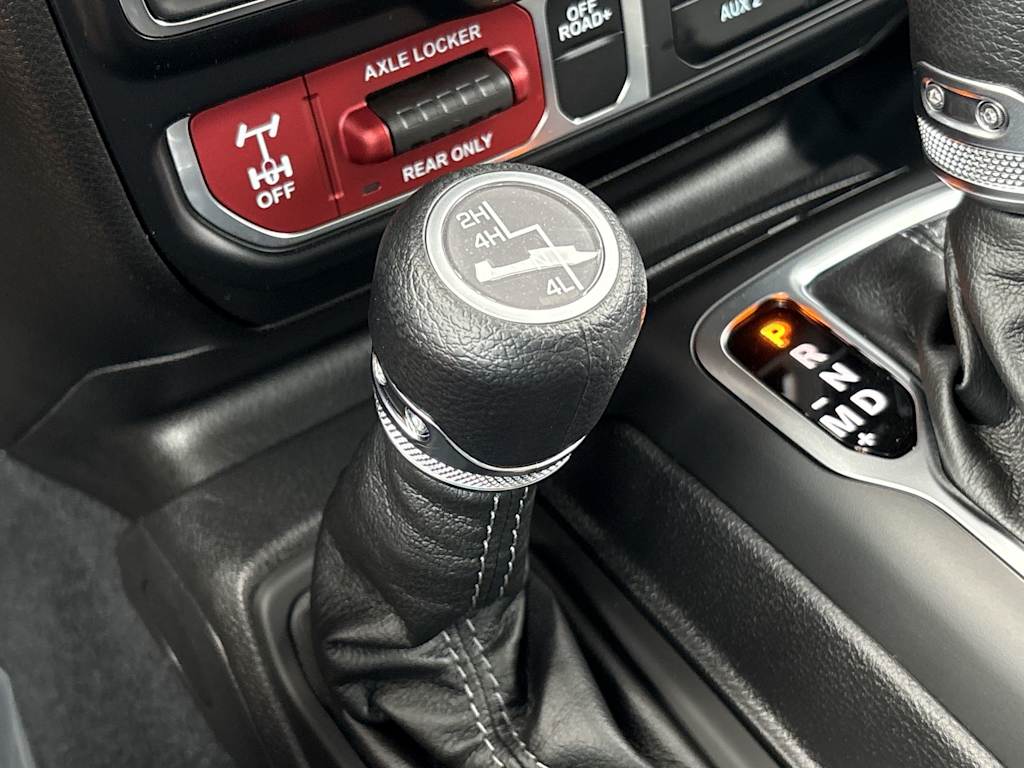 Thumbnail: 2026 Jeep Wrangler - 28
