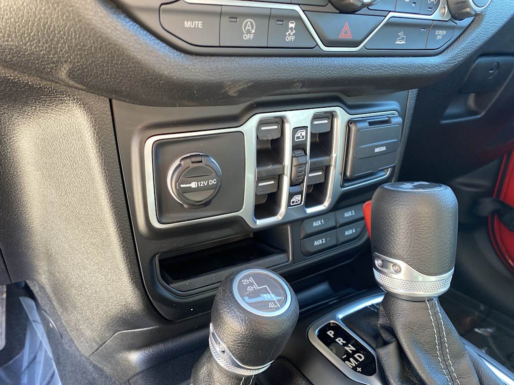 Thumbnail: 2026 Jeep Wrangler - 26