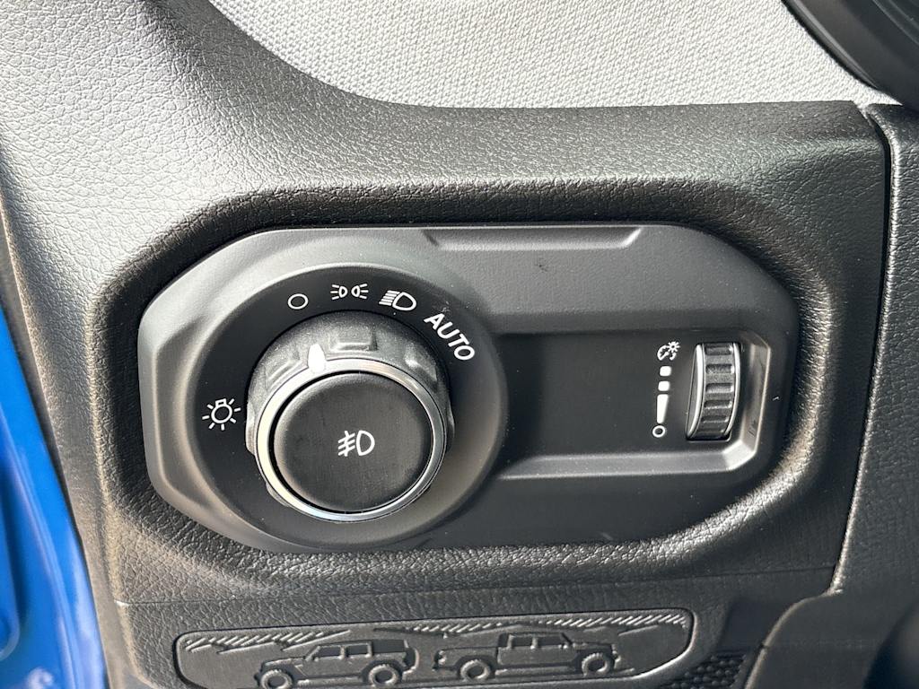 Thumbnail: 2026 Jeep Wrangler - 28
