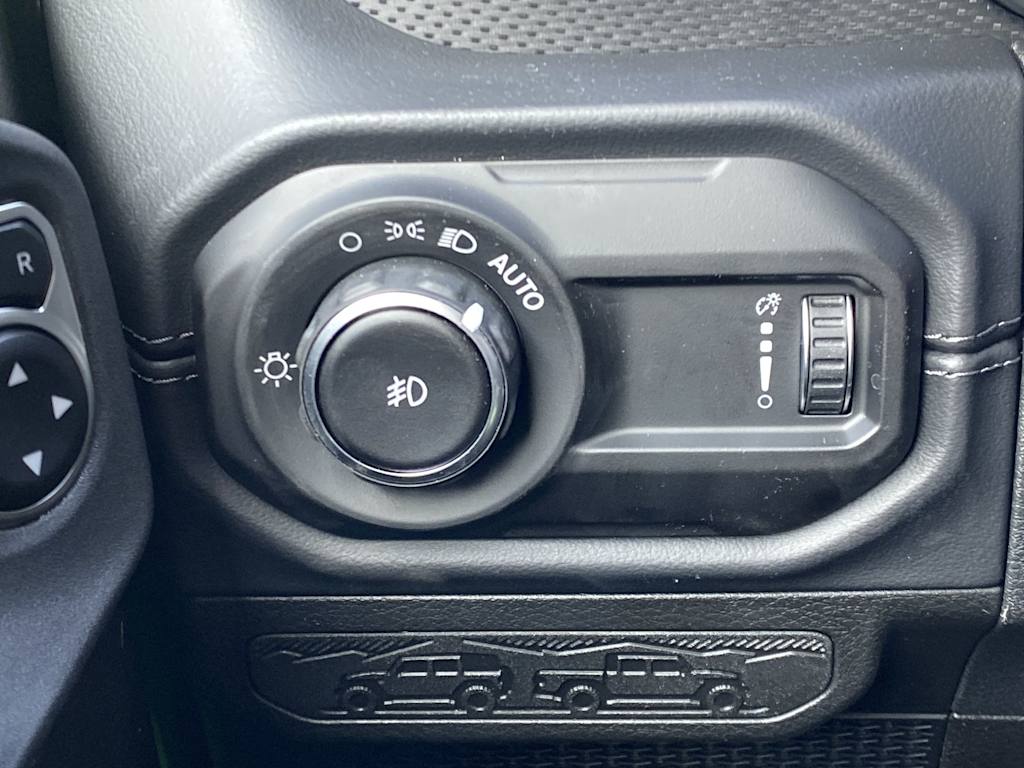 Thumbnail: 2026 Jeep Wrangler - 26