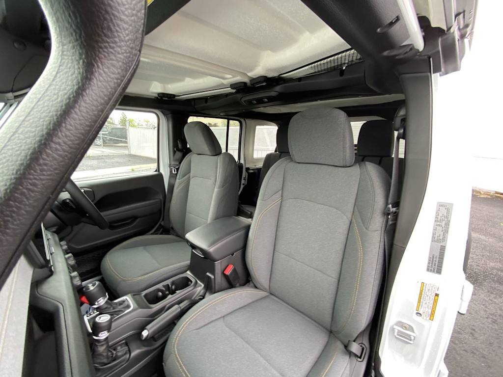 Thumbnail: 2025 Jeep Wrangler - 7