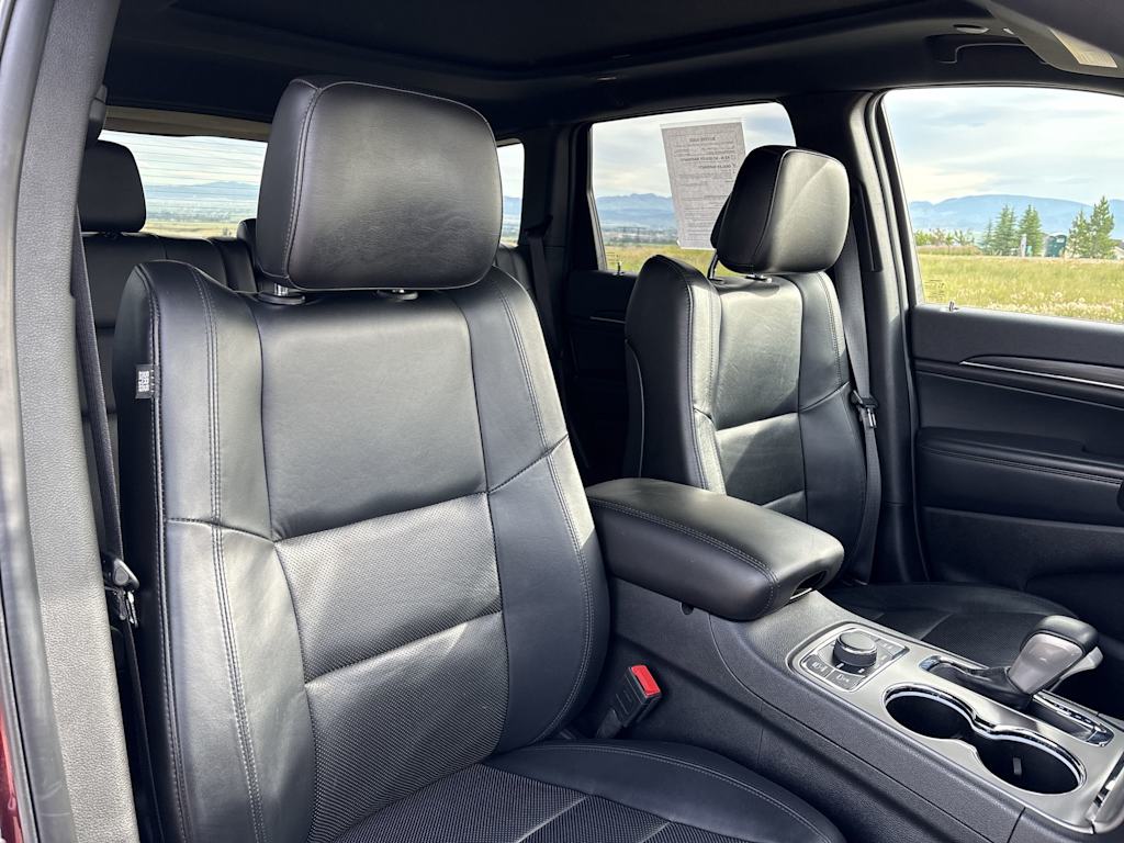 Thumbnail: 2021 Jeep Grand Cherokee - 10