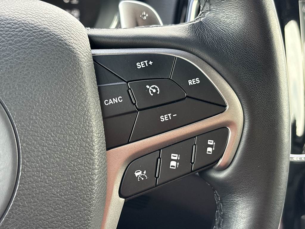 Thumbnail: 2021 Jeep Grand Cherokee - 35
