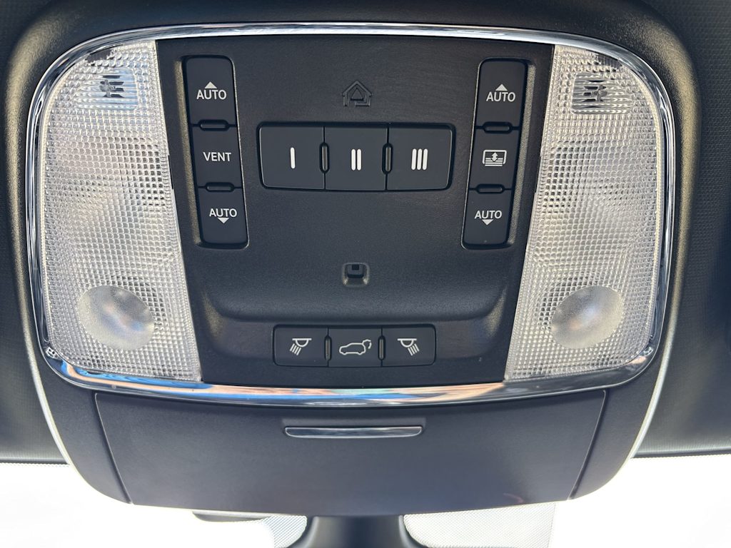 Thumbnail: 2021 Jeep Grand Cherokee - 31