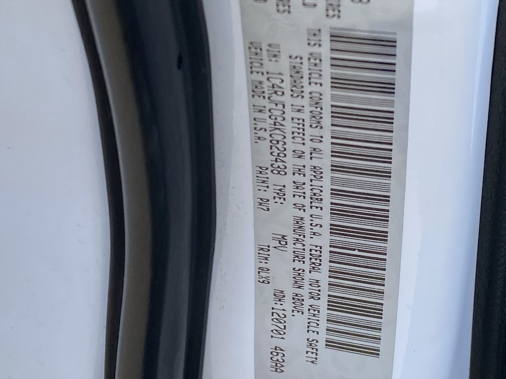 Thumbnail: 2019 Jeep Grand Cherokee - 11