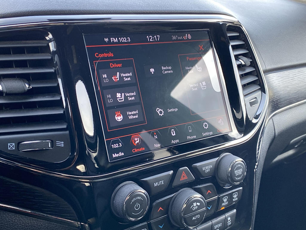 Thumbnail: 2020 Jeep Grand Cherokee - 32