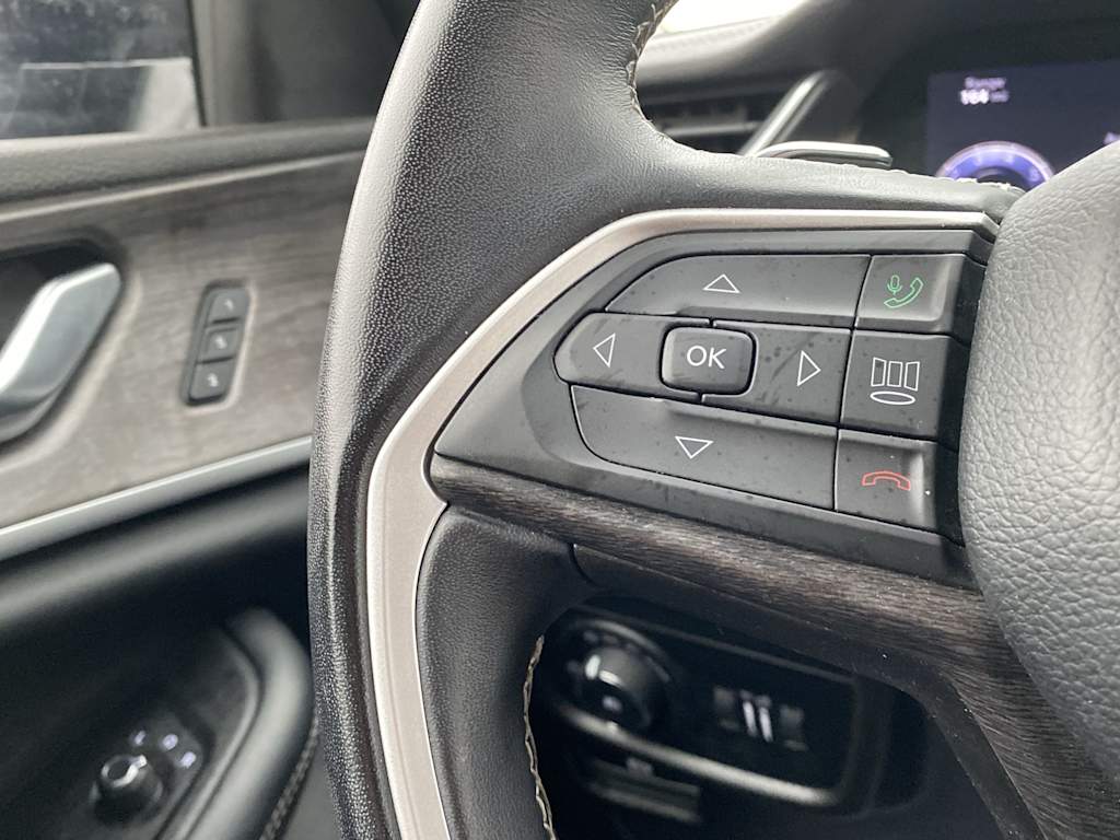 Thumbnail: 2022 Jeep Grand Cherokee - 25