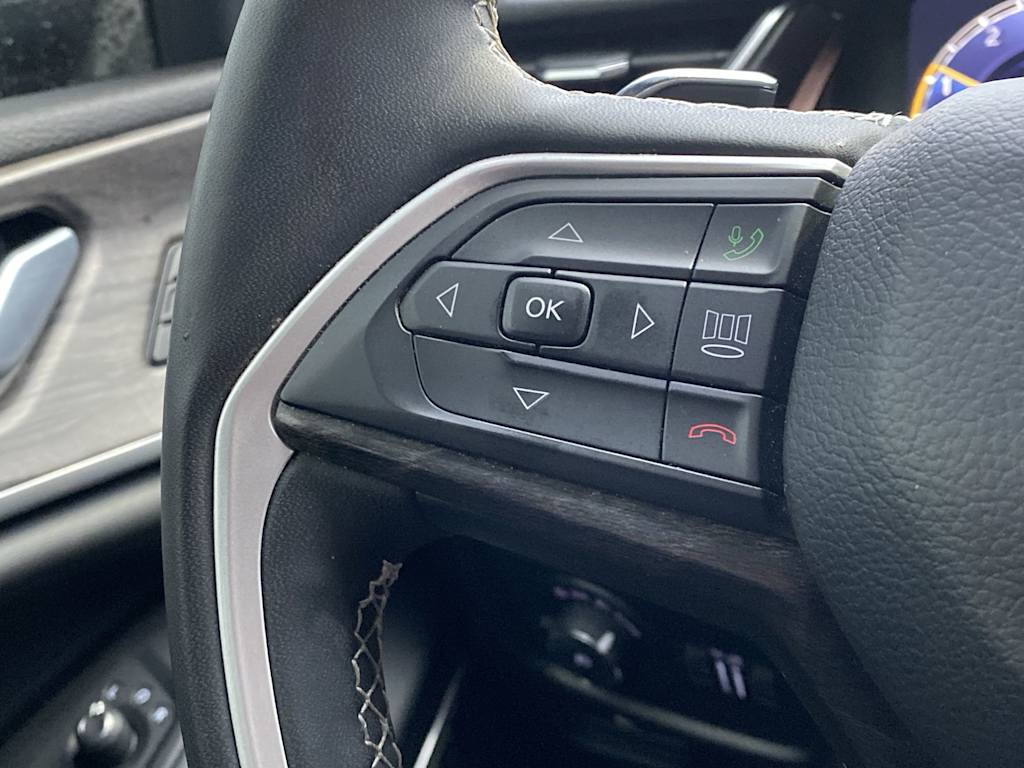 Thumbnail: 2023 Jeep Grand Cherokee - 25