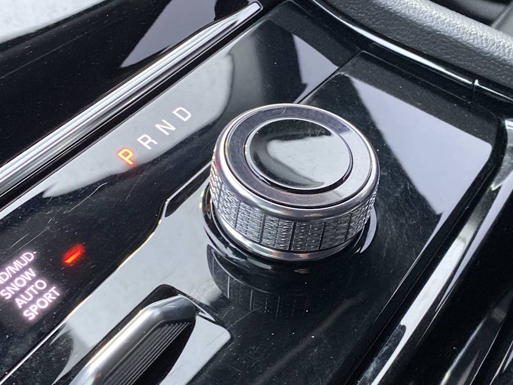 Thumbnail: 2023 Jeep Grand Cherokee - 20