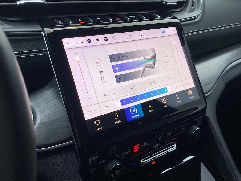 Thumbnail: 2023 Jeep Grand Cherokee - 28