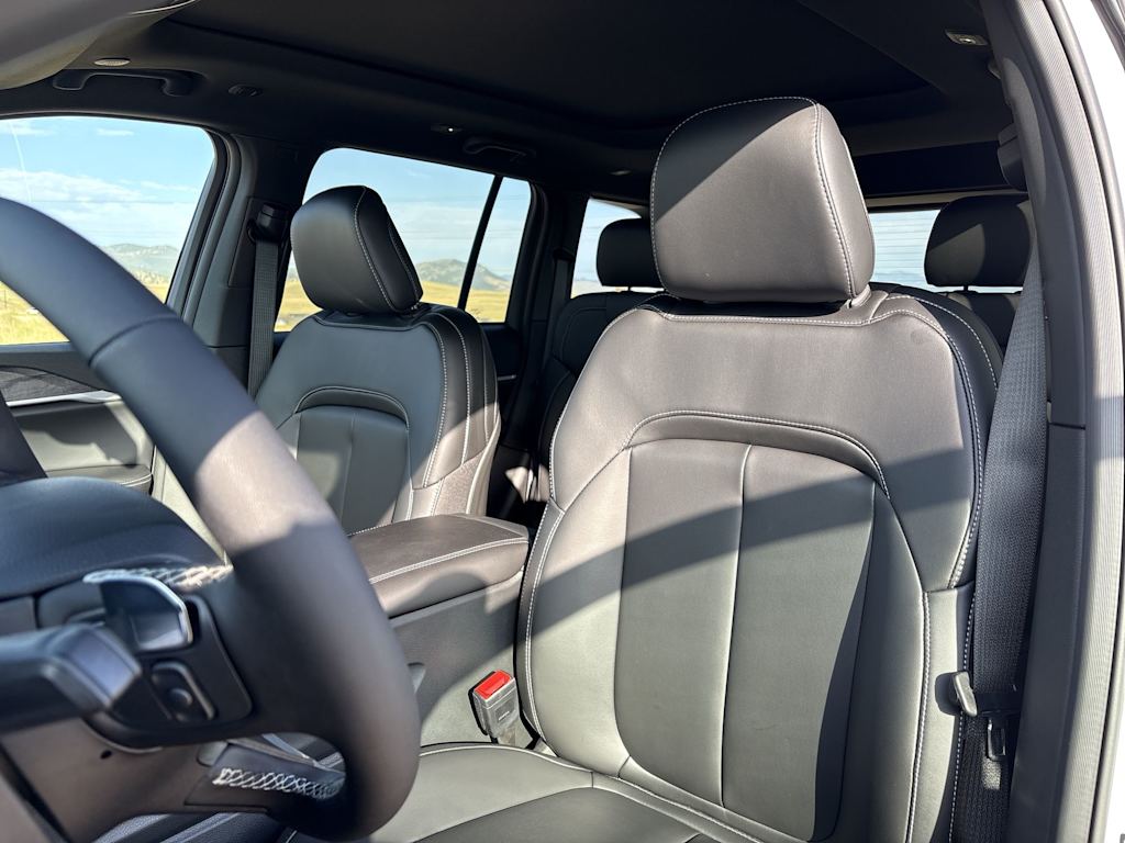 Thumbnail: 2026 Jeep Grand Cherokee - 25