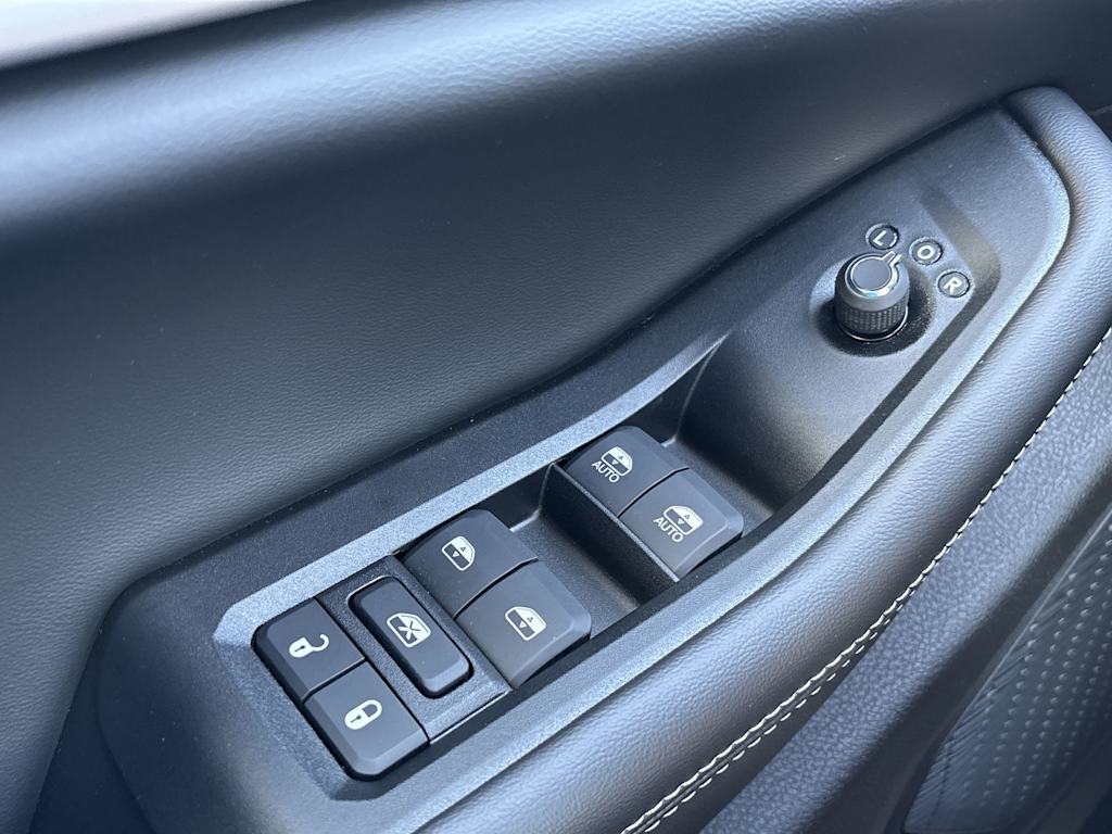 Thumbnail: 2026 Jeep Grand Cherokee - 26