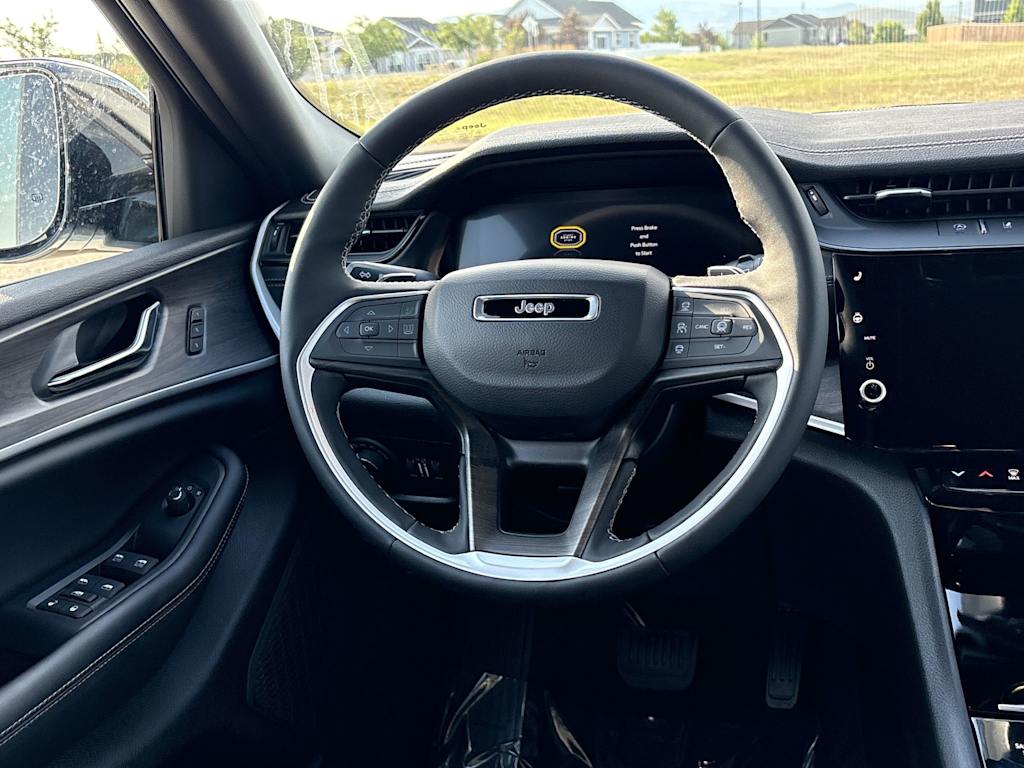 Thumbnail: 2026 Jeep Grand Cherokee - 8