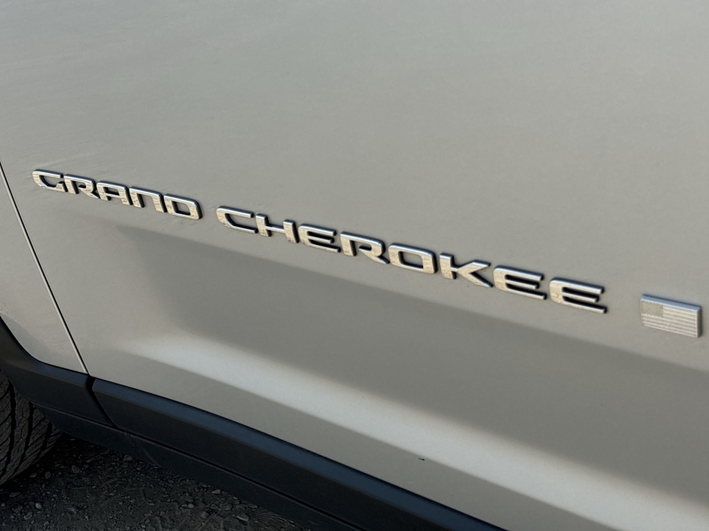 Thumbnail: 2023 Jeep Grand Cherokee L - 7