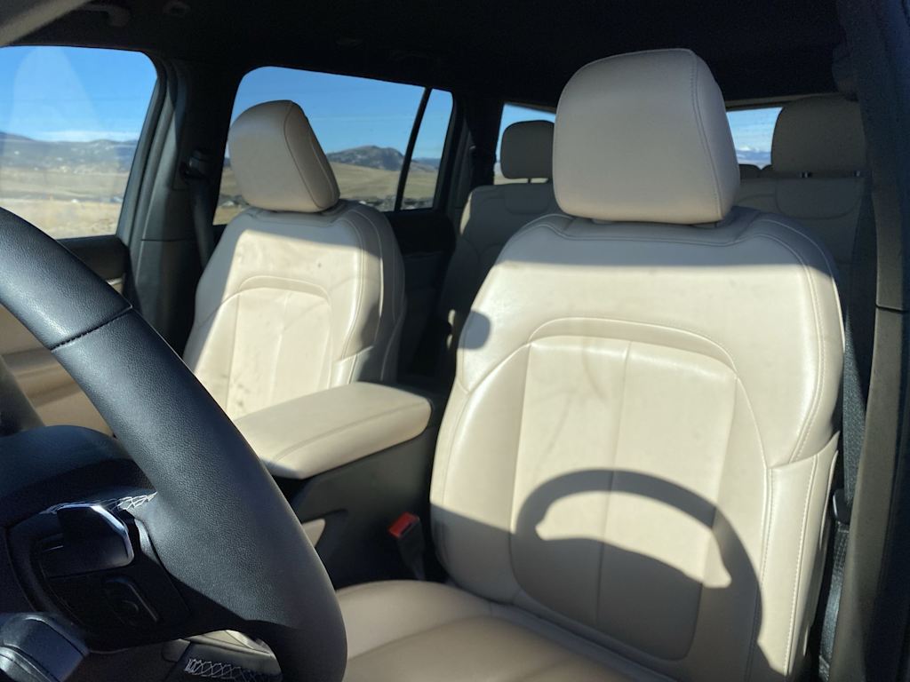 Thumbnail: 2024 Jeep Grand Cherokee L - 24