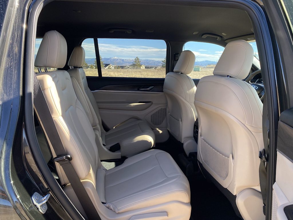 Thumbnail: 2024 Jeep Grand Cherokee L - 39