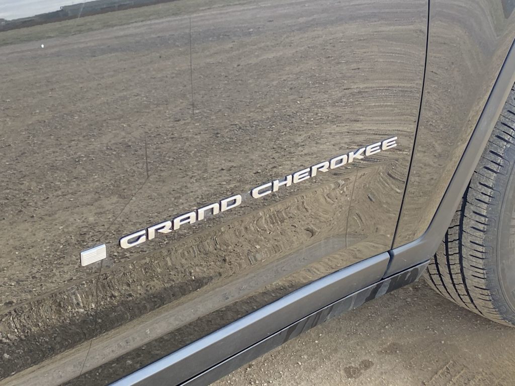Thumbnail: 2024 Jeep Grand Cherokee L - 7