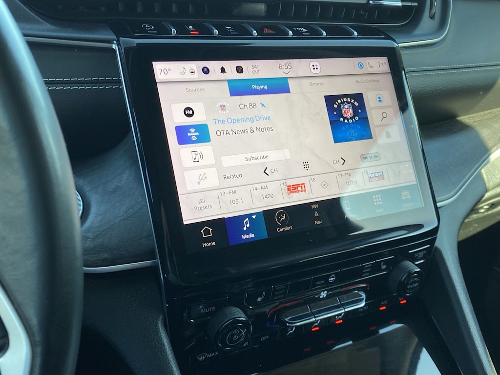 Thumbnail: 2021 Jeep Grand Cherokee L - 29