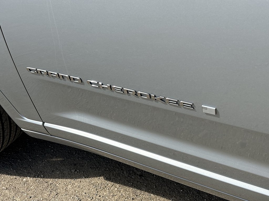 Thumbnail: 2022 Jeep Grand Cherokee L - 7