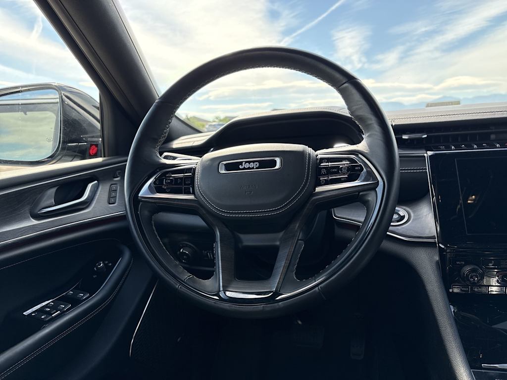 Thumbnail: 2022 Jeep Grand Cherokee L - 8