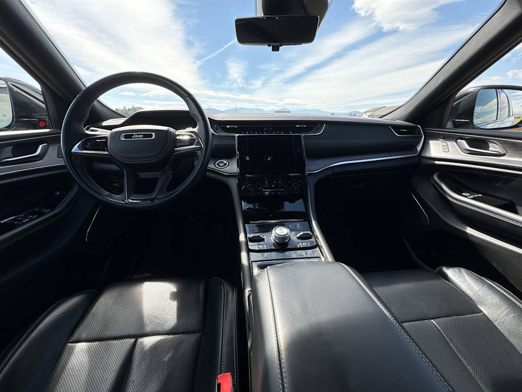 Thumbnail: 2022 Jeep Grand Cherokee L - 2